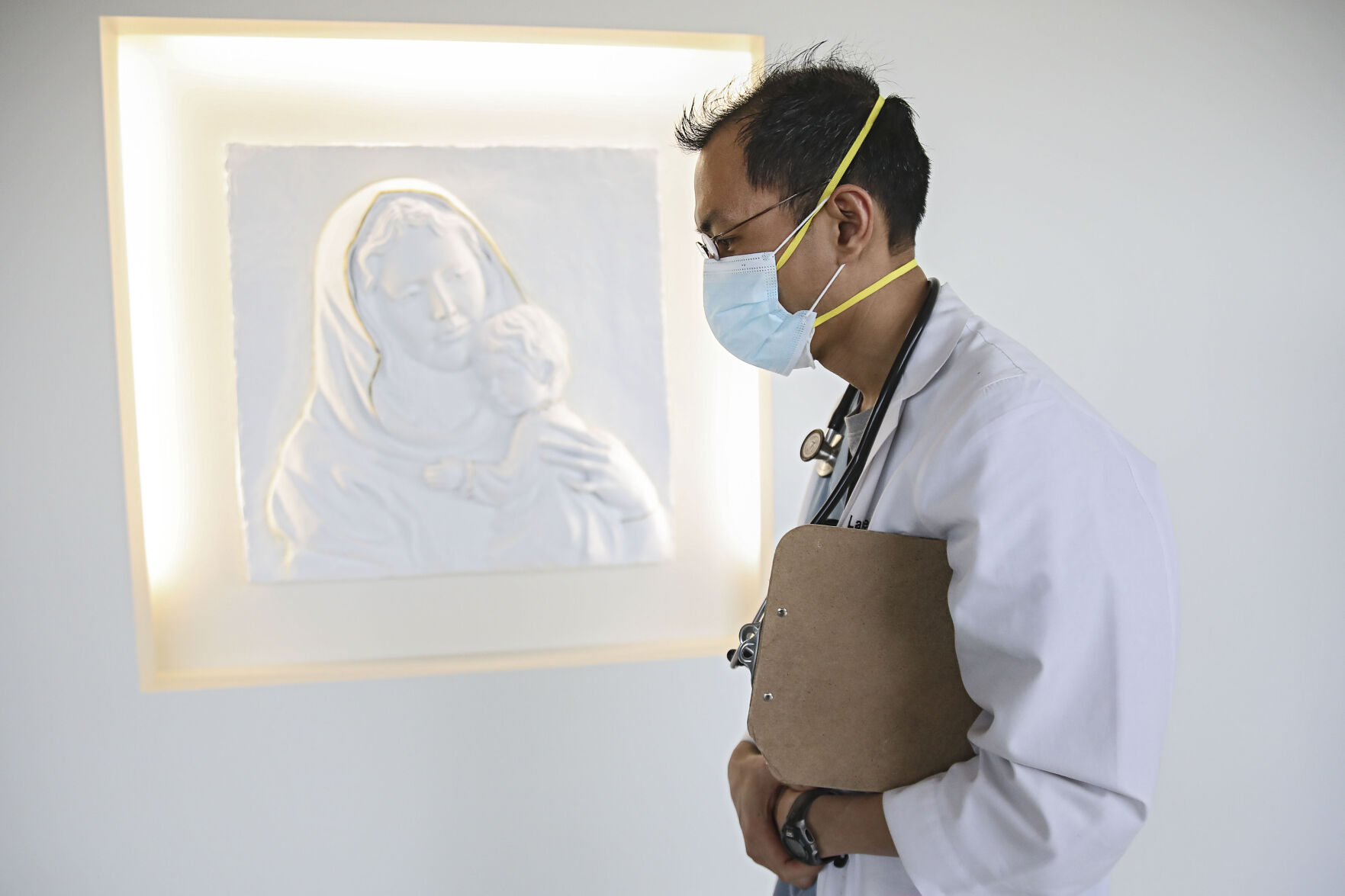 DR. Lee